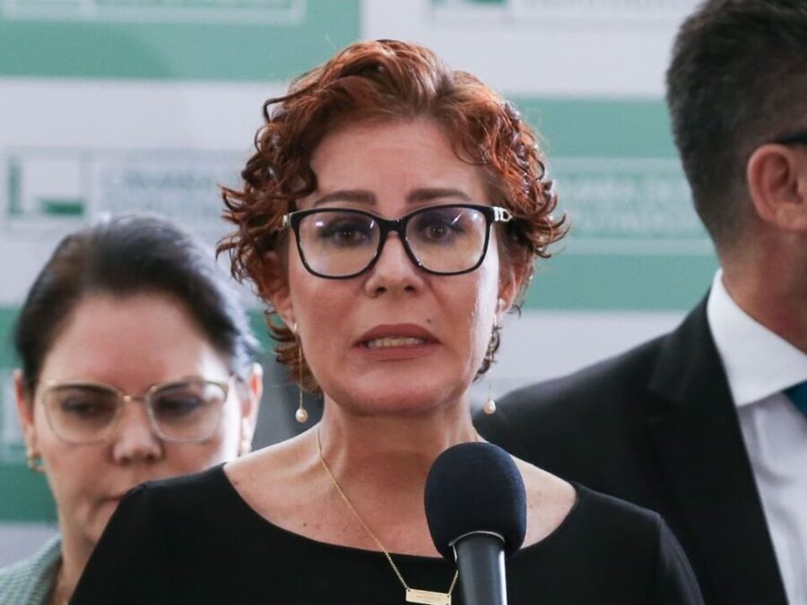 Carla Zambelli,
